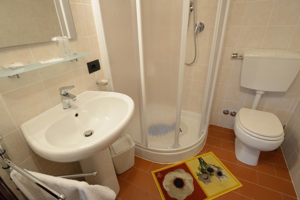 La Casuccia Farm stay *